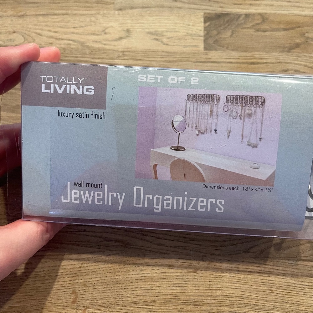 Totally Living Wall Mount Jewelry Organizer- Set of 2